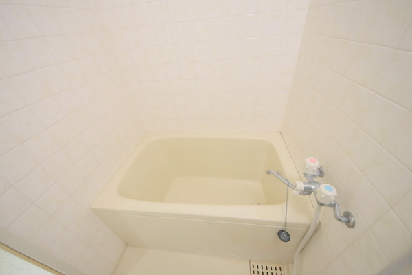 第6サンコウヒルズの浴室