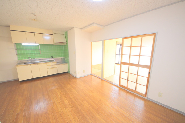 第6サンコウヒルズの居間・リビング