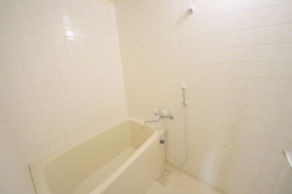 第6サンコウヒルズの浴室