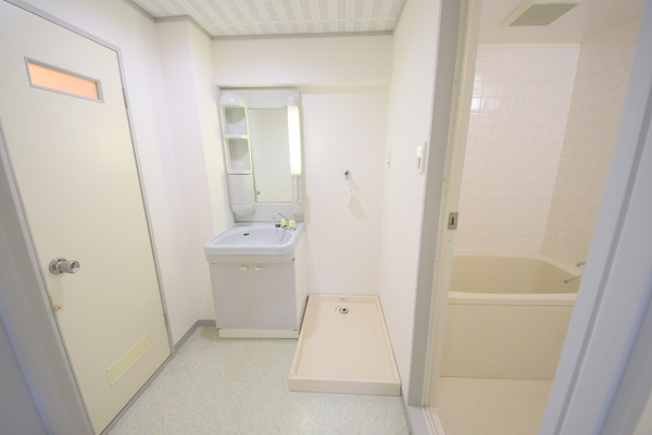 第6サンコウヒルズの洗面所