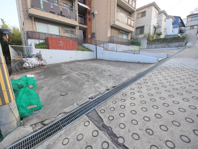 富士マンションの駐車場