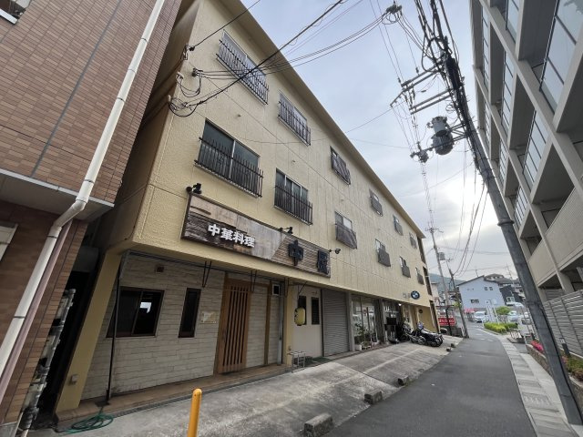 東生駒マンションのロビー