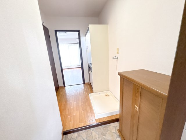 ラ・ヌーヴェルの玄関