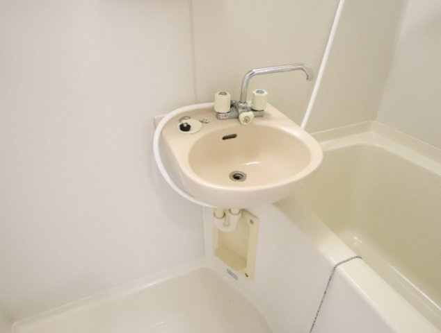 プチ聖和の洗面所