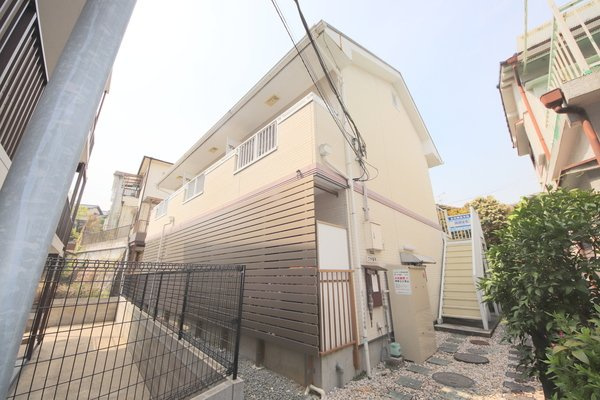 プチ聖和のエントランス