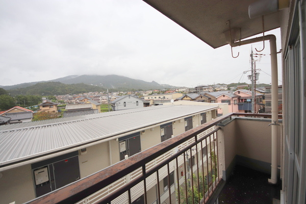 生駒市壱分町の賃貸マンションの展望