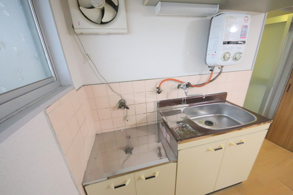 生駒市壱分町の賃貸マンションのキッチン