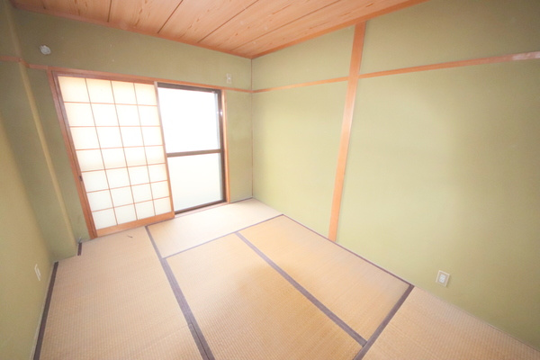 下村コーポⅢの和室