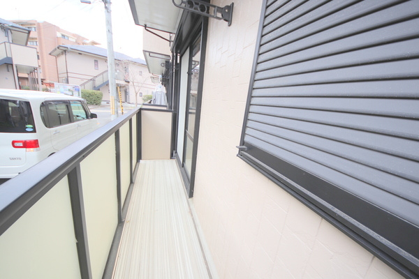 ビヨンドエミネンスA棟のバルコニー