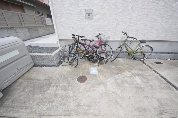 サンソレイユ富雄のその他