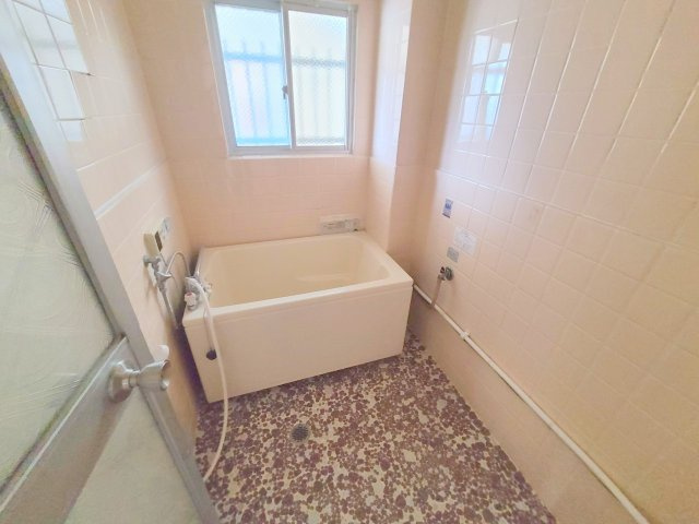 生駒市本町の賃貸マンションの浴室