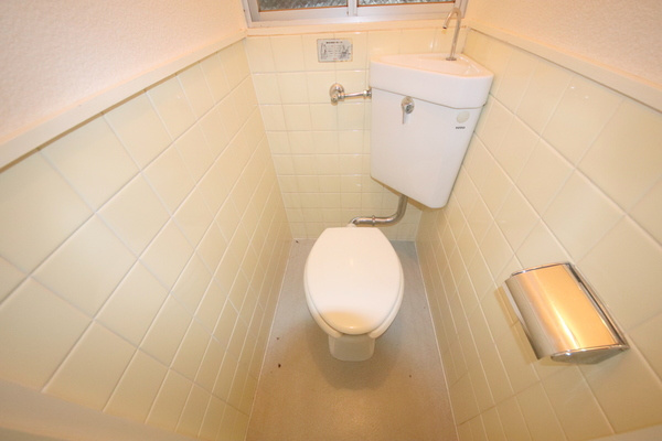 生駒市本町の賃貸マンションのトイレ