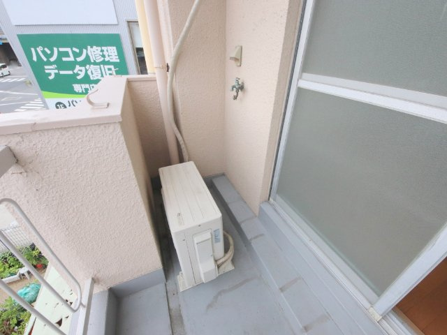 ニュー麹屋マンションのその他