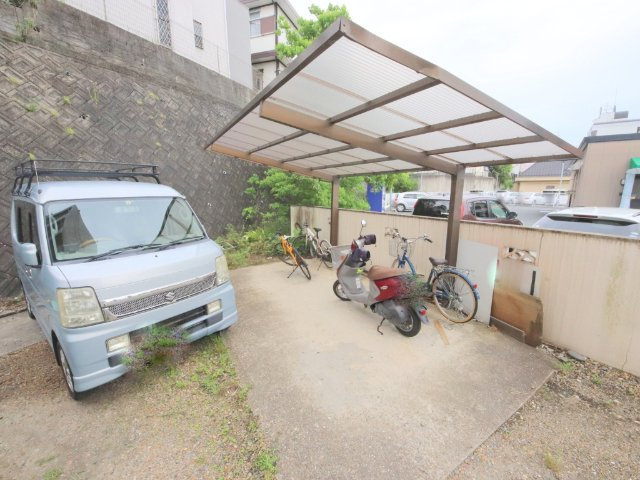 ニュー麹屋マンションのその他