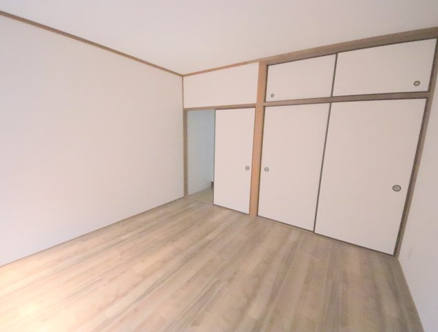 コーポ華の居間・リビング