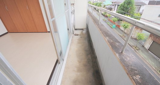 マンションヒライのバルコニー