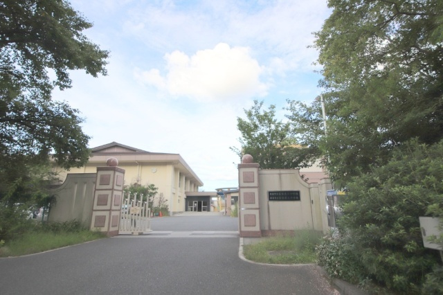 マンションヒライの周辺|中学校「奈良市立富雄南中学校まで1212m」