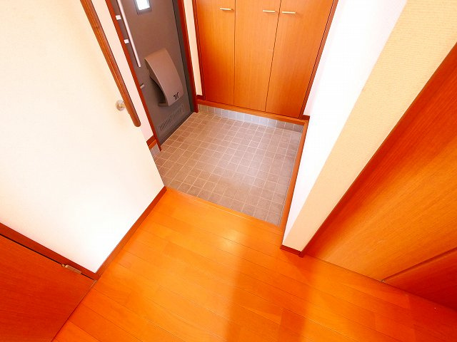 昴の郷学園前の玄関