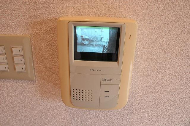 昴の郷学園前のセキュリティ|モニター付きインターホンです
