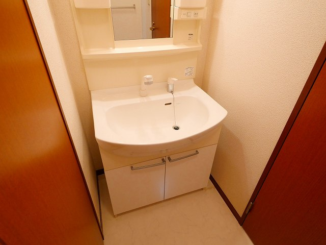 昴の郷学園前の独立洗面台