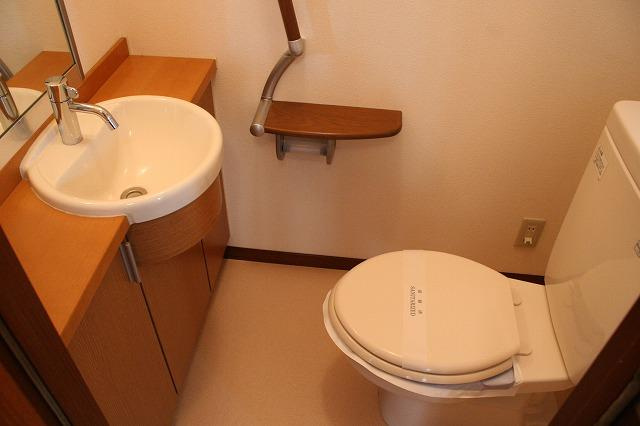 昴の郷学園前のトイレ|清潔感のあるトイレです