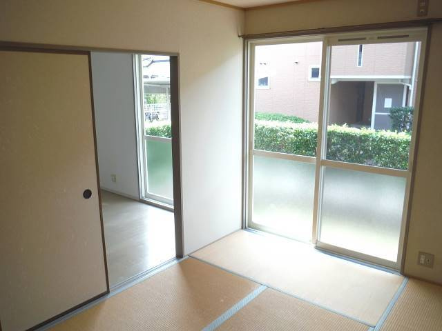 パークアベニュー【10,000円キャッシュバック対象物件】の子供部屋|お子さんと一緒に遊べます