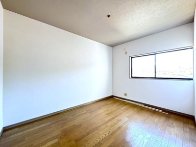 【洋室】 | 小松原北町貸家