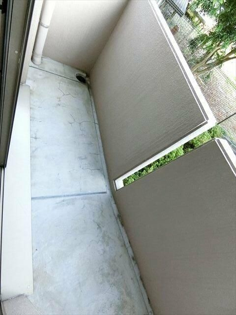 リトルジャーニーのバルコニー