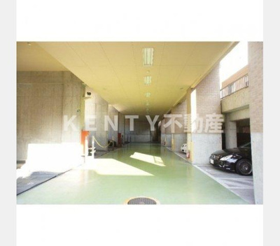 【駐車場】 | アーマックス大井町 | 駐車場があるので、車を買う予定の方も安心です