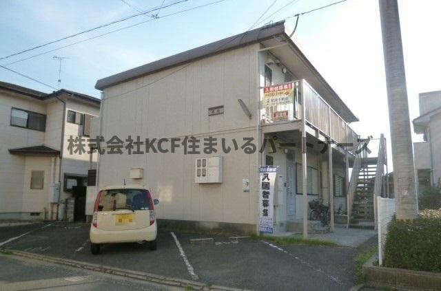 赤司アパートの駐車場|カースペースがあります