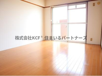 プレアール荒木の居間・リビング