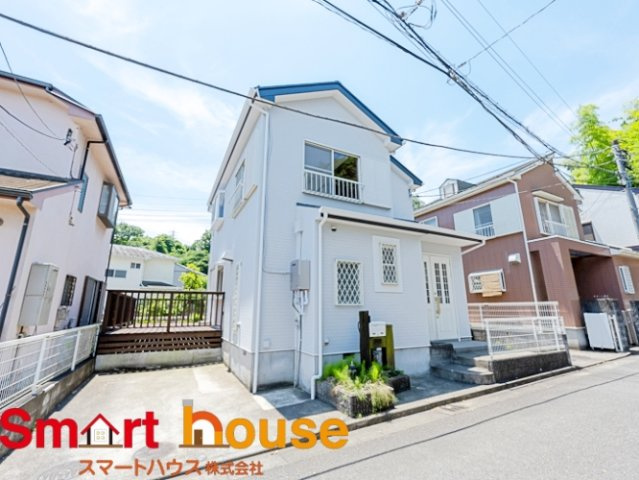 藤沢市西俣野の前面道路含む現地写真|全面走路が広いので、駐車が苦手でも安心♪枝道で車通りも少ないのでお子様がいるご家庭にもおすすめです！