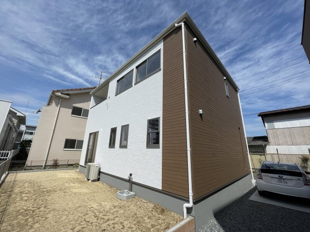 郷野目第2　Livele Garden　全1棟の外観|南東から撮った外観になります☆