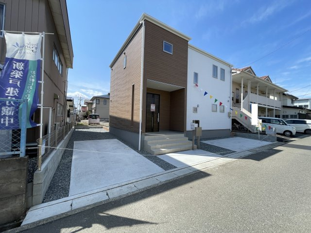 郷野目第2　Livele Garden　全1棟の駐車場