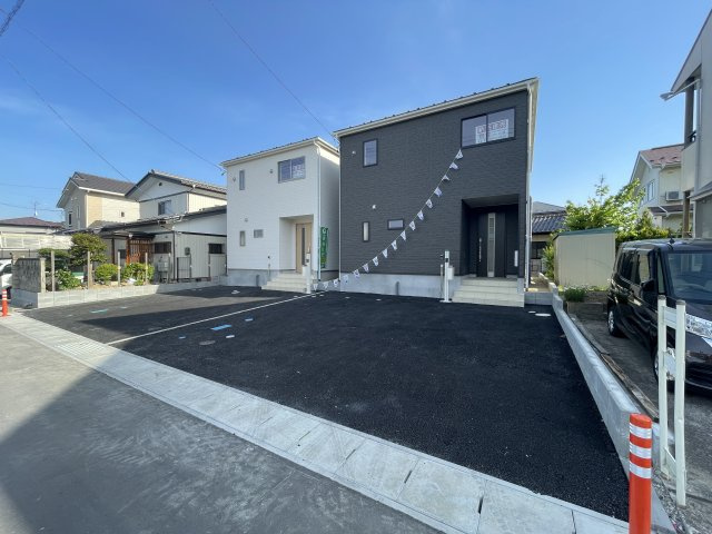 福島市北沢又　Cradle Garden　全2棟の駐車場