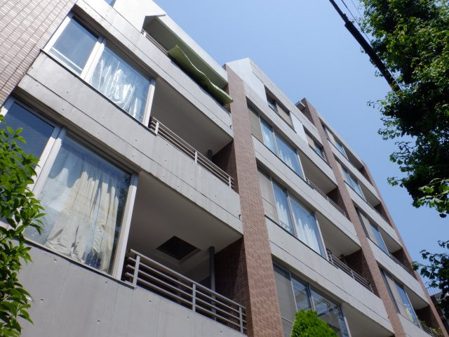 ジェイパーク小石川の外観