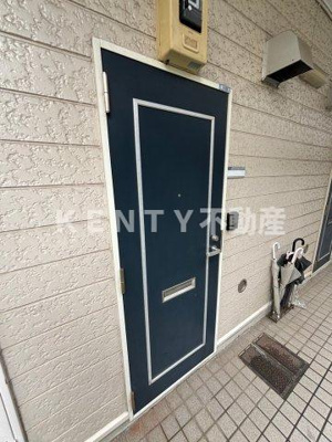 【玄関】 | ベルハイツB棟 | 収納もある玄関です