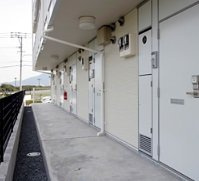 レオパレスピュアハイツ学研台のその他|共用部分は清掃業者が清掃しています。