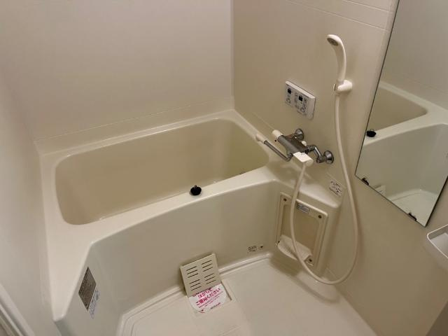 ヴィラージュ新木屋瀬　の浴室|バス（イメージ）