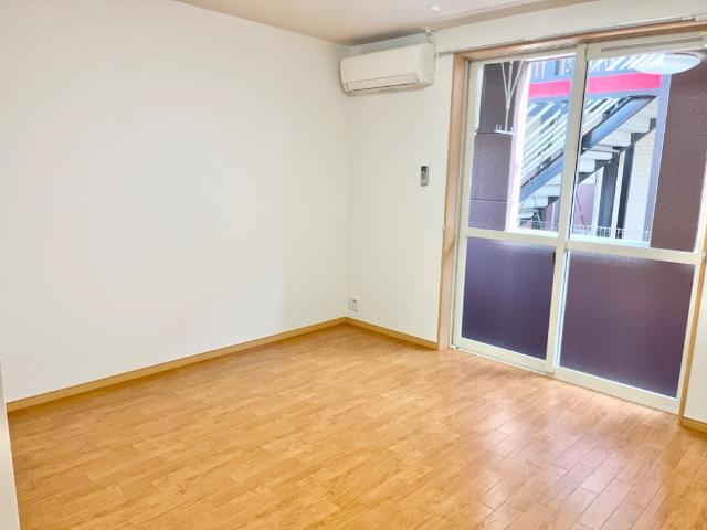 ヴィラージュ新木屋瀬　の居間・リビング|リビング（イメージ）