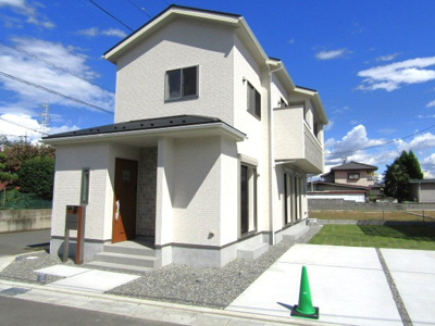 【外観】 | ブルーミングガーデン南アルプス市桃園　1号棟 | 外観もきれいです