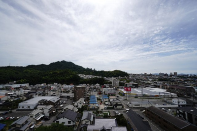 【展望】 | 【特別仕様リノベ】グランシエロ五日市リバービュー | 現地（2024年6月15日10：00頃）撮影