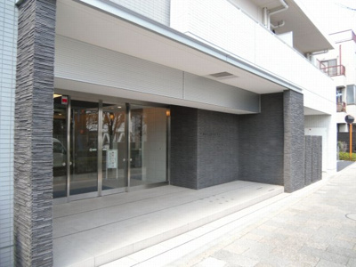 【エントランス】 | ＢＥＬＩＳＴＡ府中 | エントランス。