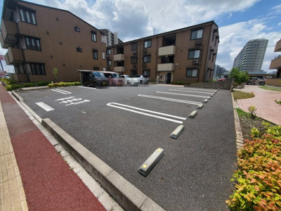 【駐車場】 | セピアコートC館 | 駐車場完備です
