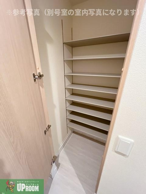 グランロシェ小森の収納