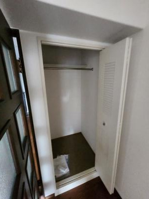 ライオンズマンション五条大宮第2の収納|クローゼット