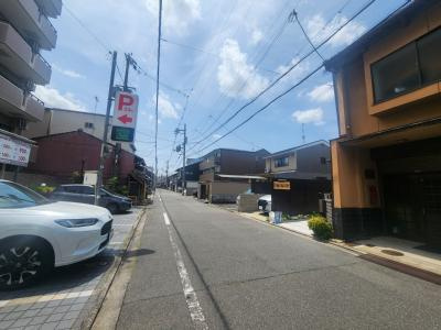 ライオンズマンション五条大宮第2の周辺|前面道路