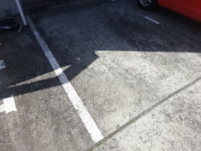 ガーデン・パレスの駐車場