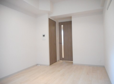 プレサンス松屋町駅前デュオ　BRAVI不動産の居間・リビング|【プレサンス松屋町駅前デュオ】ゆったり過ごせる居間です