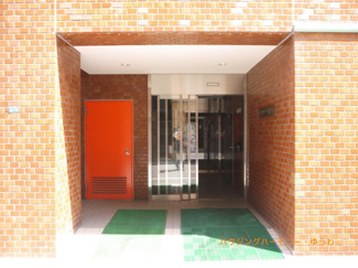 【エントランス】